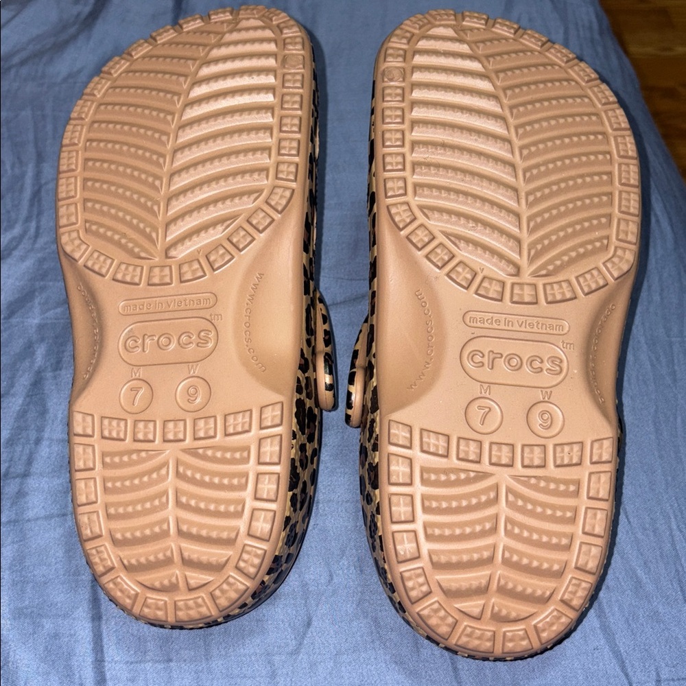 Leopard Print Crocs - Picture 2 of 3